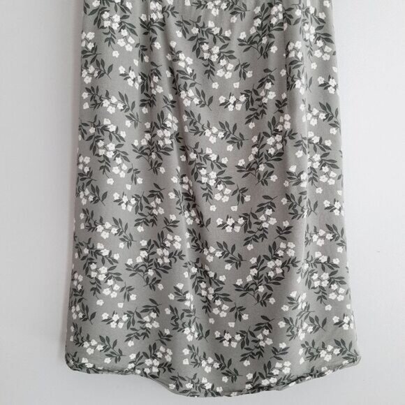 Twik by SIMONS \ Puff Sleeve Mini Dress Gray Sage Green White Ditsy Floral Sz M - Picture 4 of 11